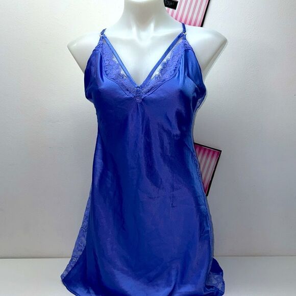 Victoria's Secret Other - - 🔥Victoria secret lingerie sleep dress Sz small New with tag